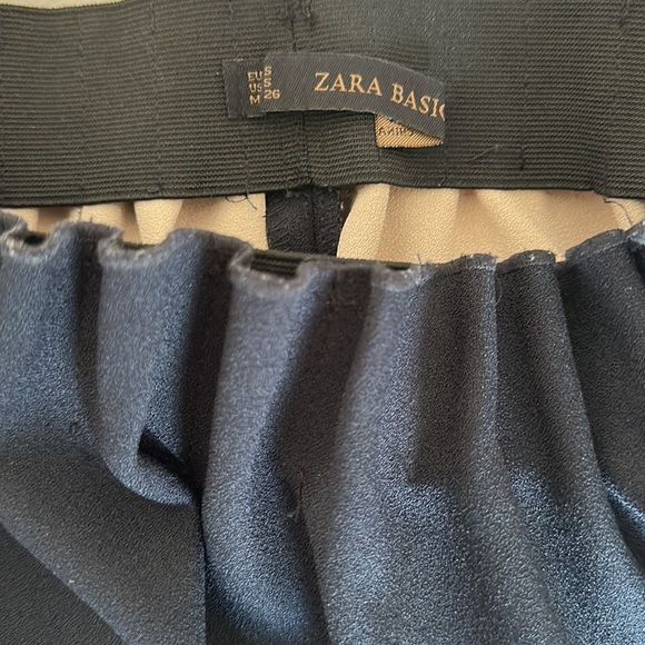 Zara Navy Blue Mini Skirt - Picture 3 of 4
